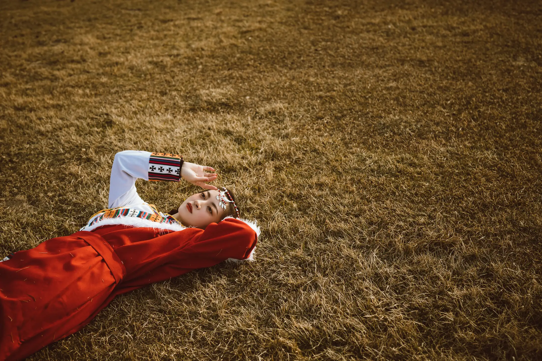 [YITUYU] 2022.07.04 Vol.1376 – Girl in Tibetan Clothes on the Ranch Yixuan-#[22P]-14